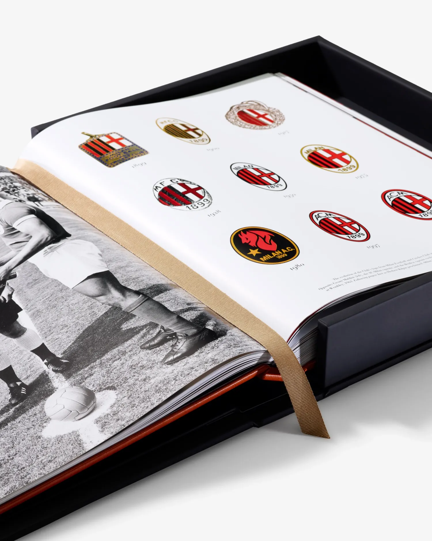 AC Milan (Ultimate)^ASSOULINE Hot