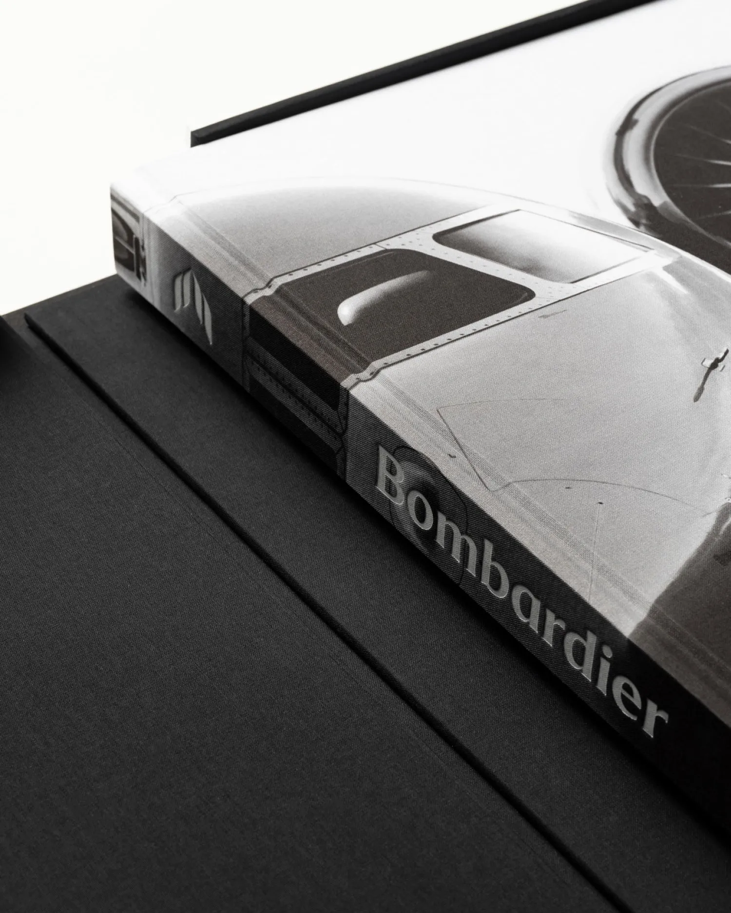 Bombardier^ASSOULINE Best