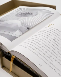 Expo 2020 Dubai: The Definitive Edition^ASSOULINE Online