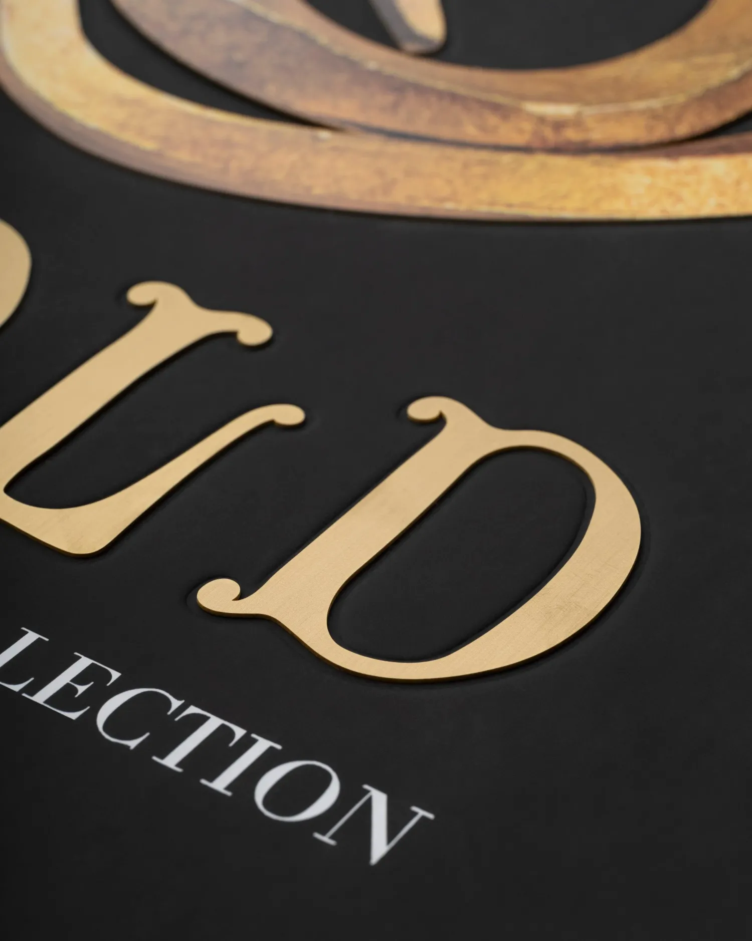 Gold: The Impossible Collection^ASSOULINE Hot