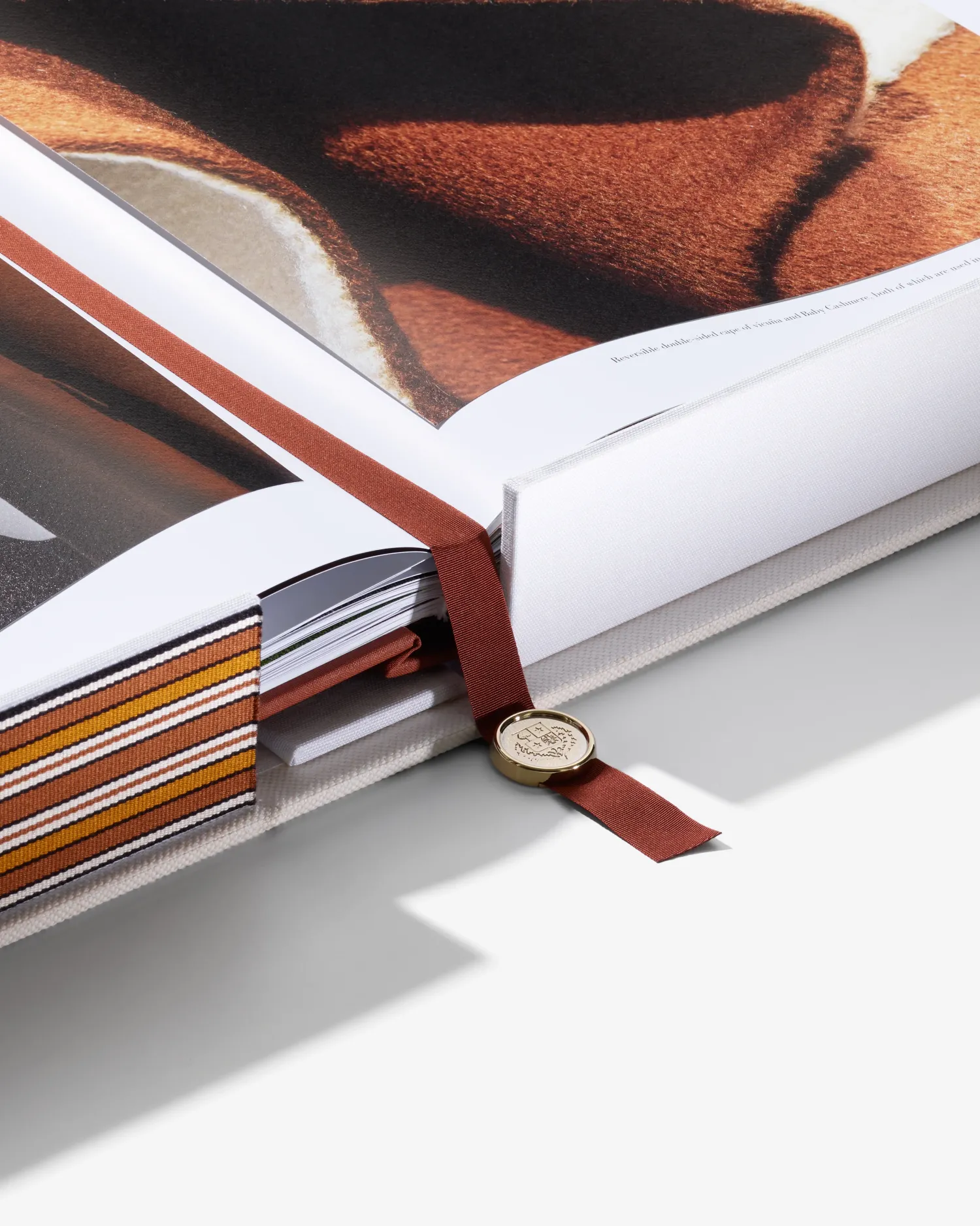 Loro Piana: Master of Fibres^ASSOULINE Best